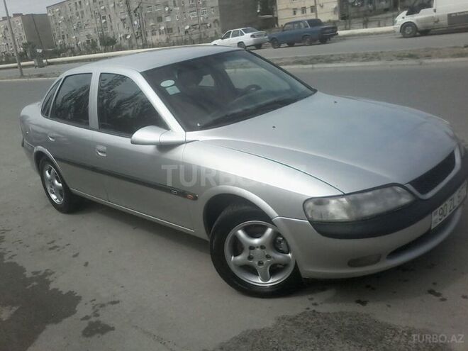 Opel Vectra 1997, 177,000 km - 2.0 l - Sumqayıt