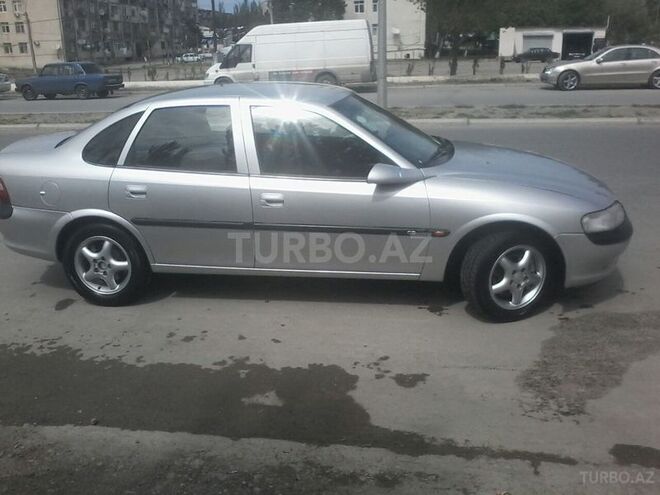 Opel Vectra 1997, 177,000 km - 2.0 l - Sumqayıt