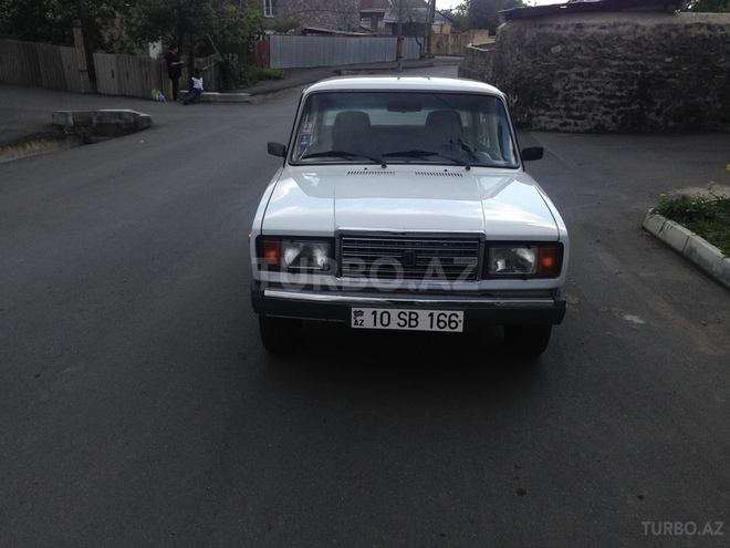 LADA (VAZ) 2107 2006, 112,000 km - 1.6 l - Qax