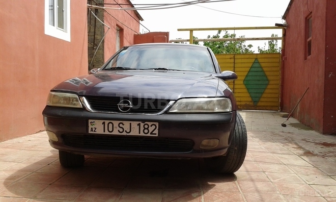 Opel Vectra 1996, 198,570 km - 2.0 л - Bakı