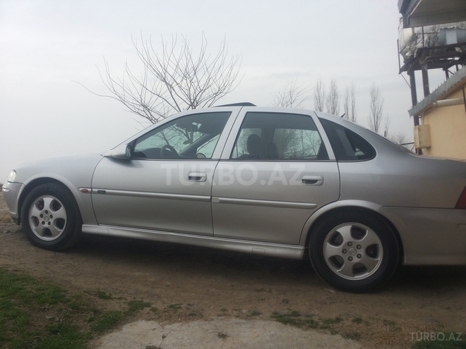 Opel Vectra 1999, 289,000 km - 2.0 l - Bakı