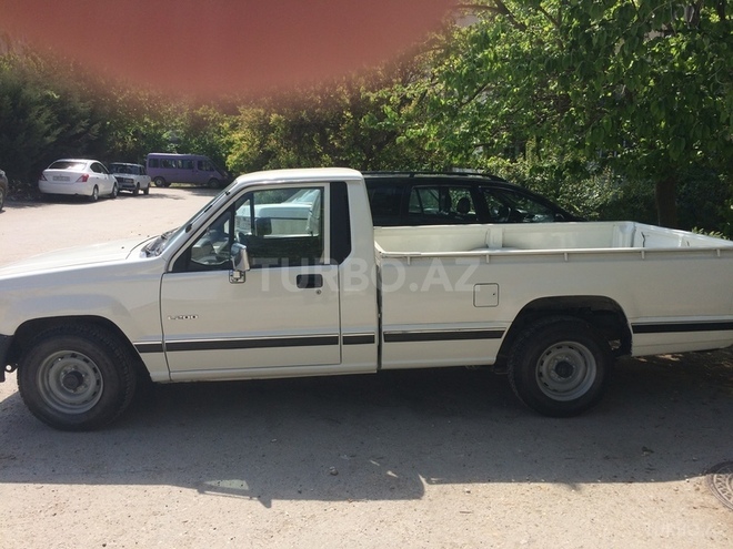 Mitsubishi L200 1996, 250,000 km - 2.5 l - Bakı