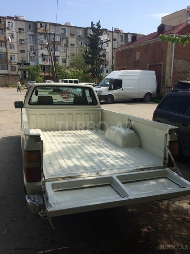 Mitsubishi L200 1996, 250,000 km - 2.5 l - Bakı