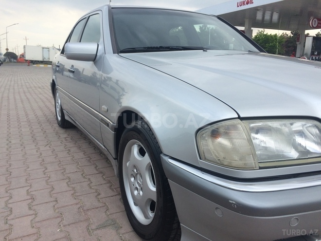 Mercedes C 180 2000, 219,991 km - 1.8 l - Sumqayıt