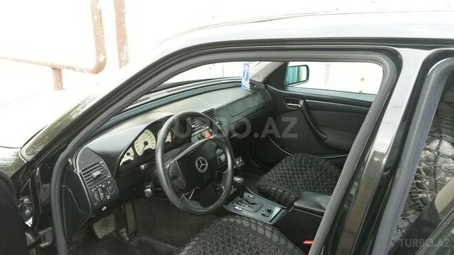 Mercedes C 230 1998, 280,000 km - 2.3 l - Bakı