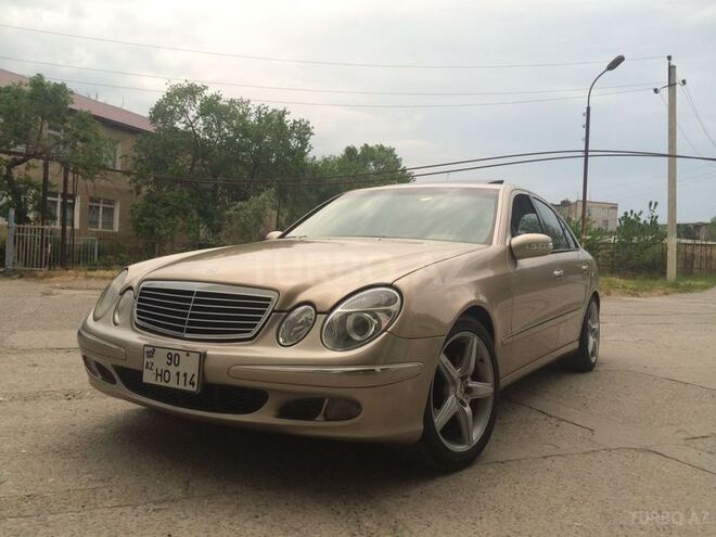 Mercedes E 320 2003, 133,000 km - 3.2 л - Sumqayıt