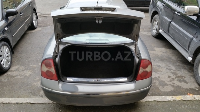 Volkswagen Passat 2002, 276,408 km - 1.8 l - Bakı