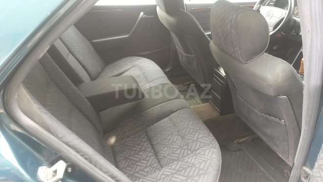 Mercedes C 200 1995, 1,789,000 km - 2.0 л - Bakı