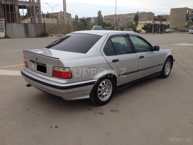BMW 320 1995, 253,000 km - 2.0 l - Xırdalan