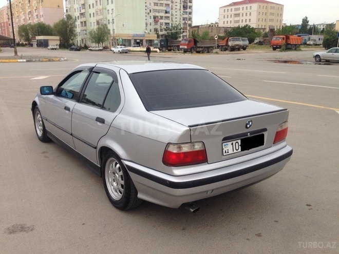 BMW 320 1995, 253,000 km - 2.0 l - Xırdalan