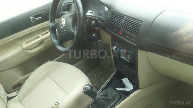 Volkswagen Golf 2002, 20,000 km - 0.2 l - Sumqayıt