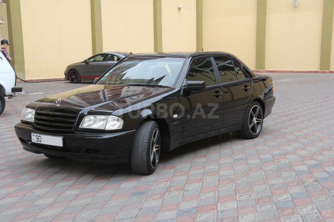 Mercedes C 240 1998, 172,000 km - 2.4 l - Bakı