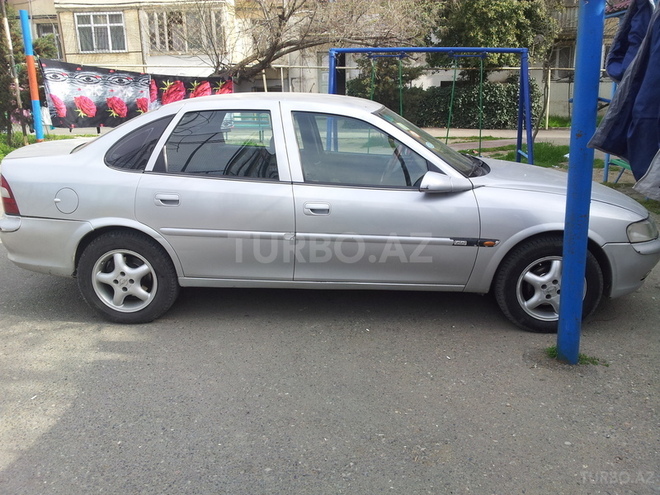 Opel Vectra 1998, 350,000 km - 1.8 l - Bakı