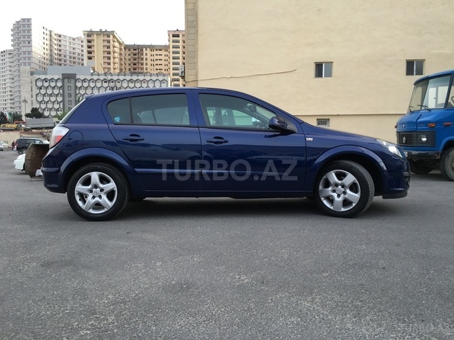 Opel Astra 2006, 80,000 km - 1.8 л - Bakı