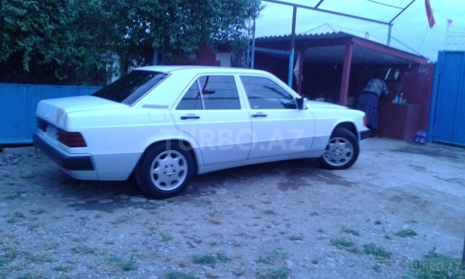 Mercedes 190 1992, 298,000 km - 2.0 l - Bakı