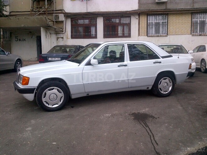 Mercedes 190 1988, 357,000 km - 2.3 l - Bakı