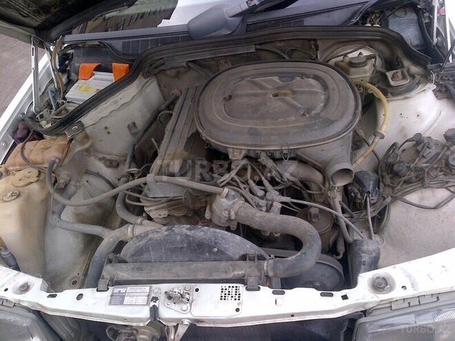 Mercedes 190 1988, 357,000 km - 2.3 l - Bakı