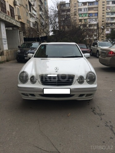 Mercedes E 240 2001, 244,530 km - 2.4 l - Bakı