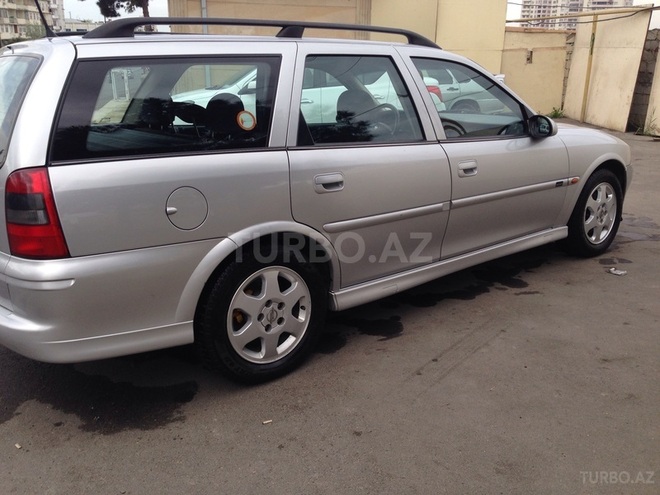 Opel Vectra 2000, 242,000 km - 1.6 л - Bakı