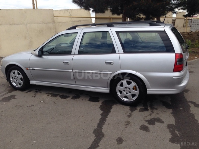 Opel Vectra 2000, 242,000 km - 1.6 л - Bakı