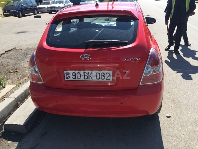 Hyundai Accent 2007, 100,000 km - 1.6 l - Bakı