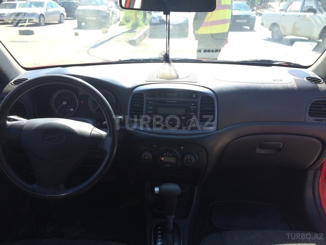Hyundai Accent 2007, 100,000 km - 1.6 l - Bakı