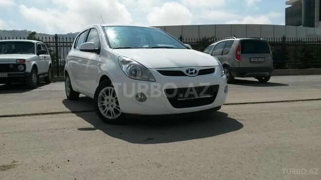 Hyundai i20 2011, 134,000 km - 1.4 л - Bakı