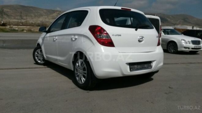 Hyundai i20 2011, 134,000 km - 1.4 л - Bakı