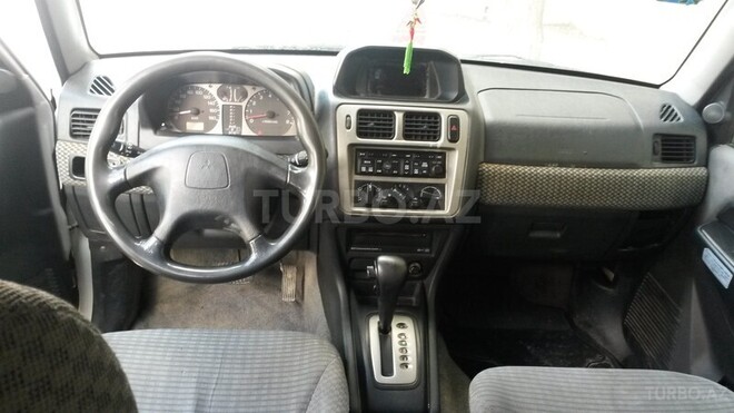 Mitsubishi Pajero io 1998, 260,000 km - 1.8 l - Bakı