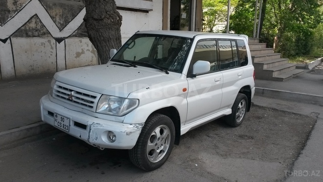 Mitsubishi Pajero io 1998, 260,000 km - 1.8 l - Bakı