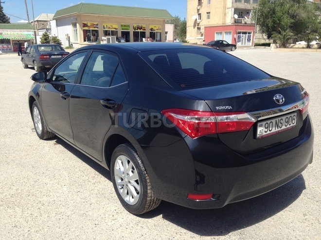 Toyota Corolla 2013, 24,345 km - 1.6 l - Bakı