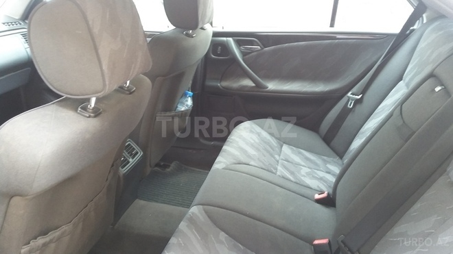 Mercedes E 200 2000, 135,000 km - 2.0 l - Şəmkir