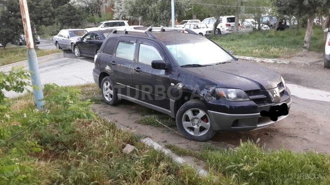Mitsubishi Outlander 2003, 217,000 km - 2.4 l - Bakı