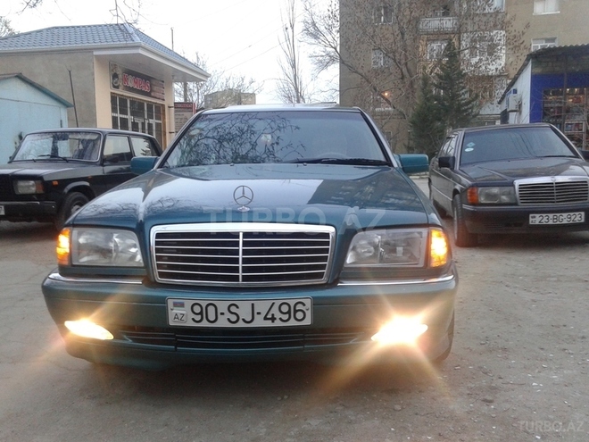 Mercedes C 230 1998, 216,000 km - 2.3 l - Sumqayıt