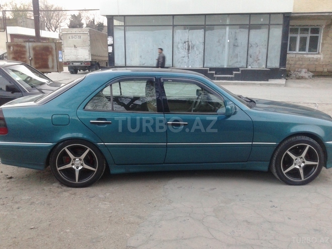 Mercedes C 230 1998, 216,000 km - 2.3 l - Sumqayıt