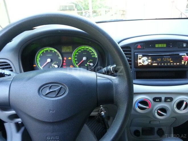 Hyundai Accent 2009, 127,184 km - 1.4 l - Gəncə
