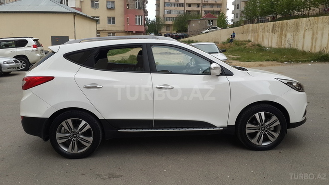 Hyundai ix35 2015, 27,000 km - 2.4 л - Bakı