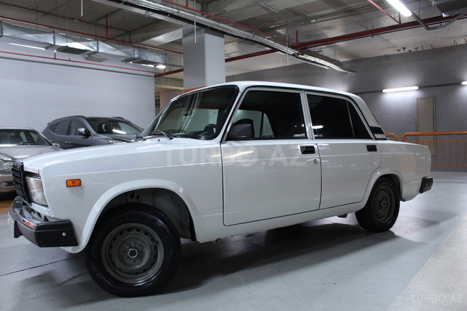 LADA (VAZ) 2107 2006, 195,000 km - 1.6 l - Bakı