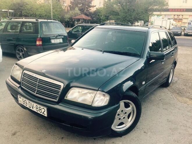 Mercedes C 220 2000, 230,000 km - 2.2 l - Bakı