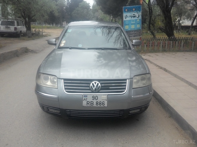 Volkswagen Passat 2003, 236,000 km - 1.8 л - Sumqayıt