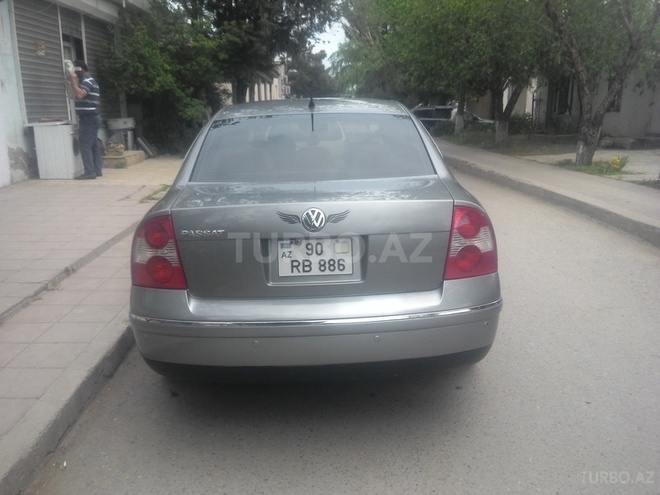 Volkswagen Passat 2003, 236,000 km - 1.8 л - Sumqayıt
