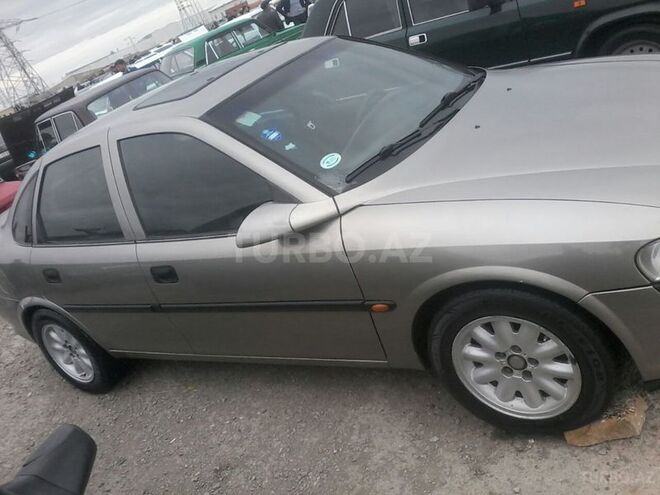 Opel Vectra 1996, 193,725 km - 2.0 l - Bakı