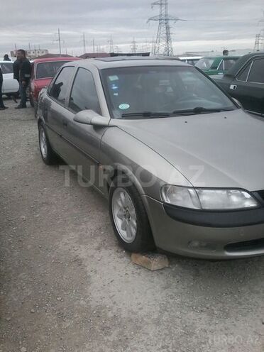 Opel Vectra 1996, 193,725 km - 2.0 l - Bakı