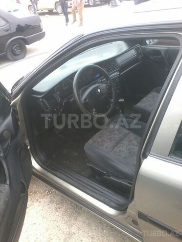 Opel Vectra 1996, 193,725 km - 2.0 l - Bakı