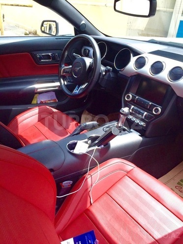 Ford Mustang 2015, 12,400 km - 0.3 l - Bakı