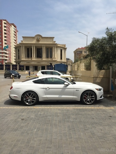 Ford Mustang 2015, 12,400 km - 0.3 l - Bakı