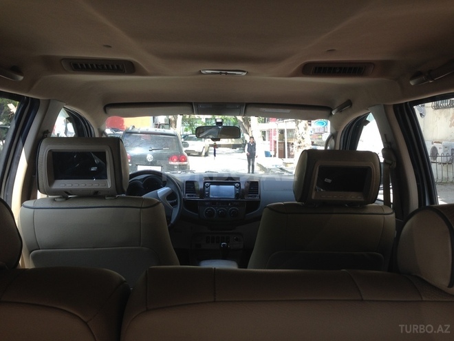 Toyota Fortuner 2013, 12,500 km - 2.7 л - Bakı