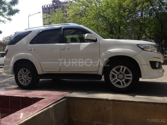 Toyota Fortuner 2013, 12,500 km - 2.7 л - Bakı