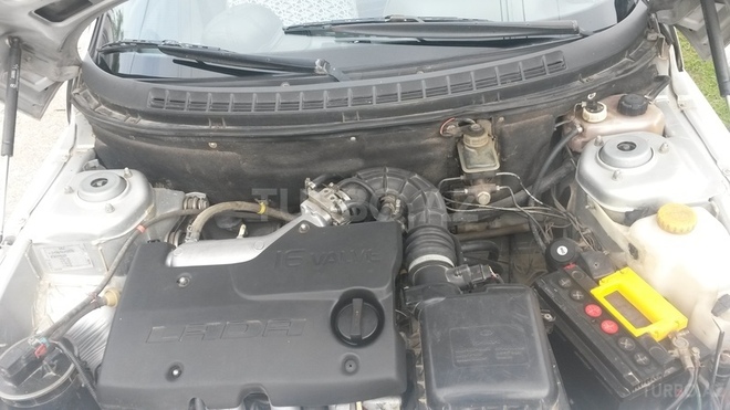 LADA (VAZ) 2110 2002, 17,000 km - 1.6 l - Quba