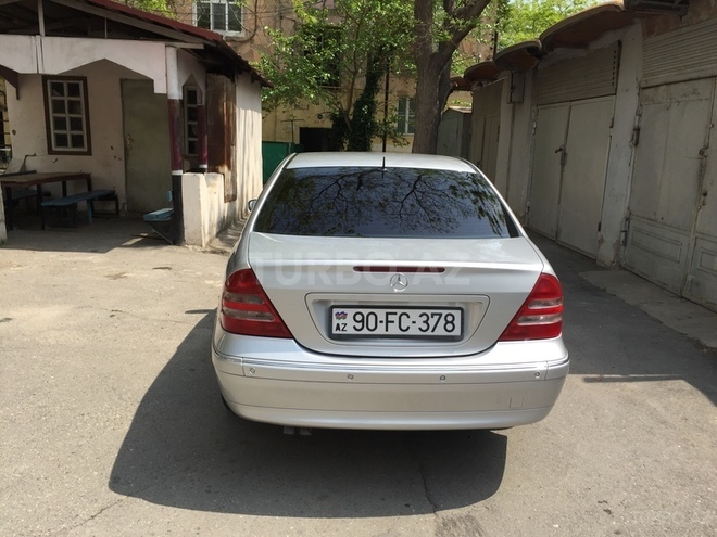 Mercedes C 200 2000, 265,000 km - 2.0 л - Bakı